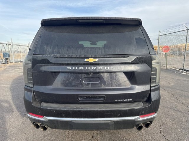 Used 2025 Chevrolet Suburban Premier image 6