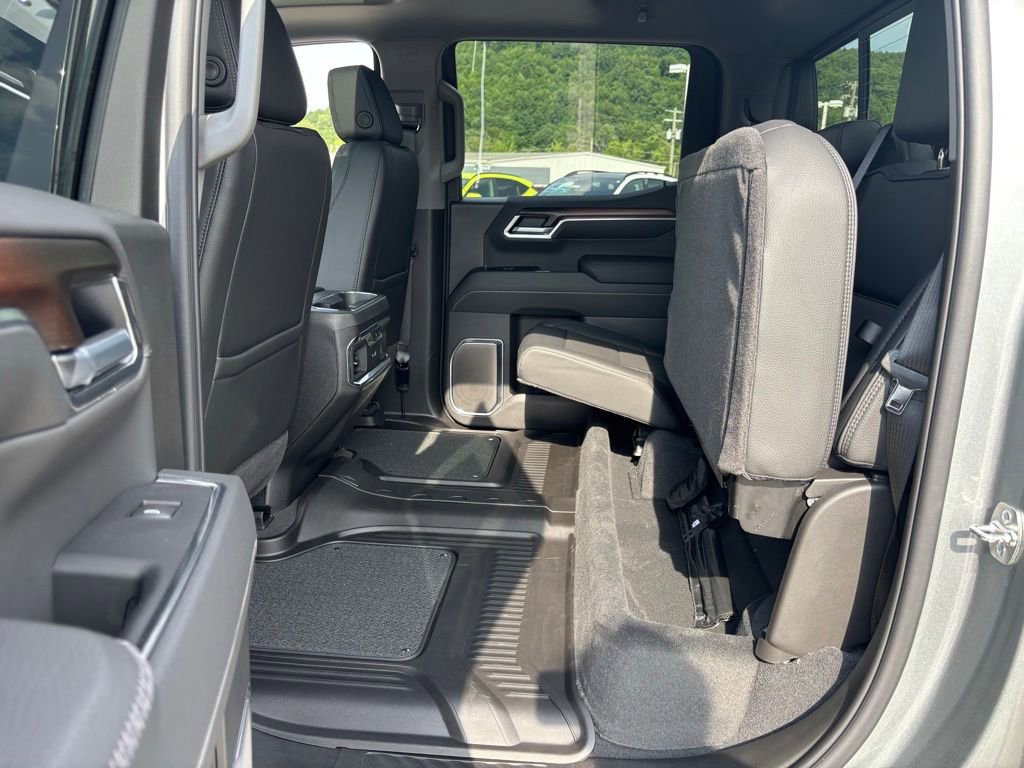 New 2026 GMC Sierra 1500 Denali w/ Denali Reserve Package image 9