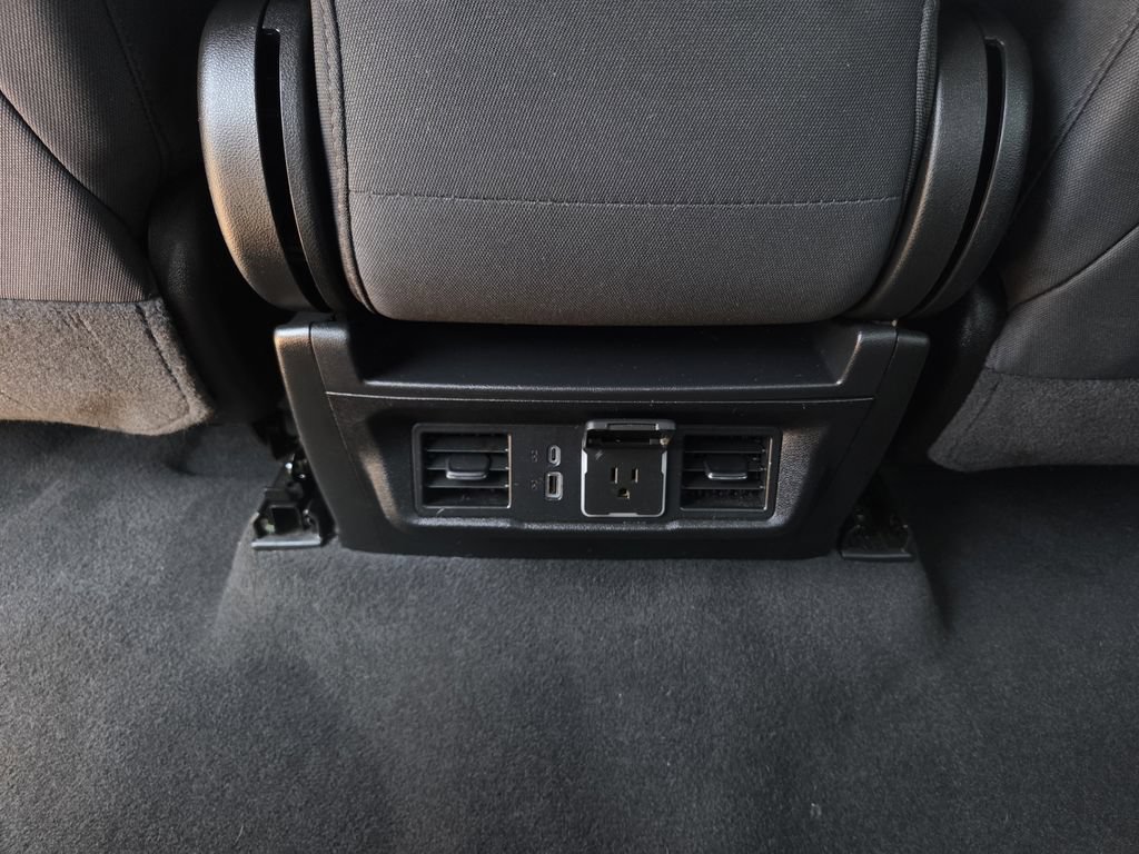 Used 2025 Chevrolet Silverado 3500 LT w/ Safety Package AWD/4WD image 23