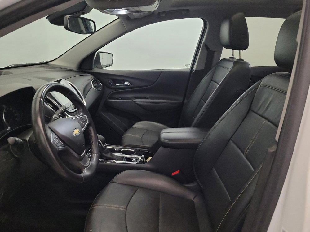 Used 2022 Chevrolet Equinox Premier AWD/4WD image 17