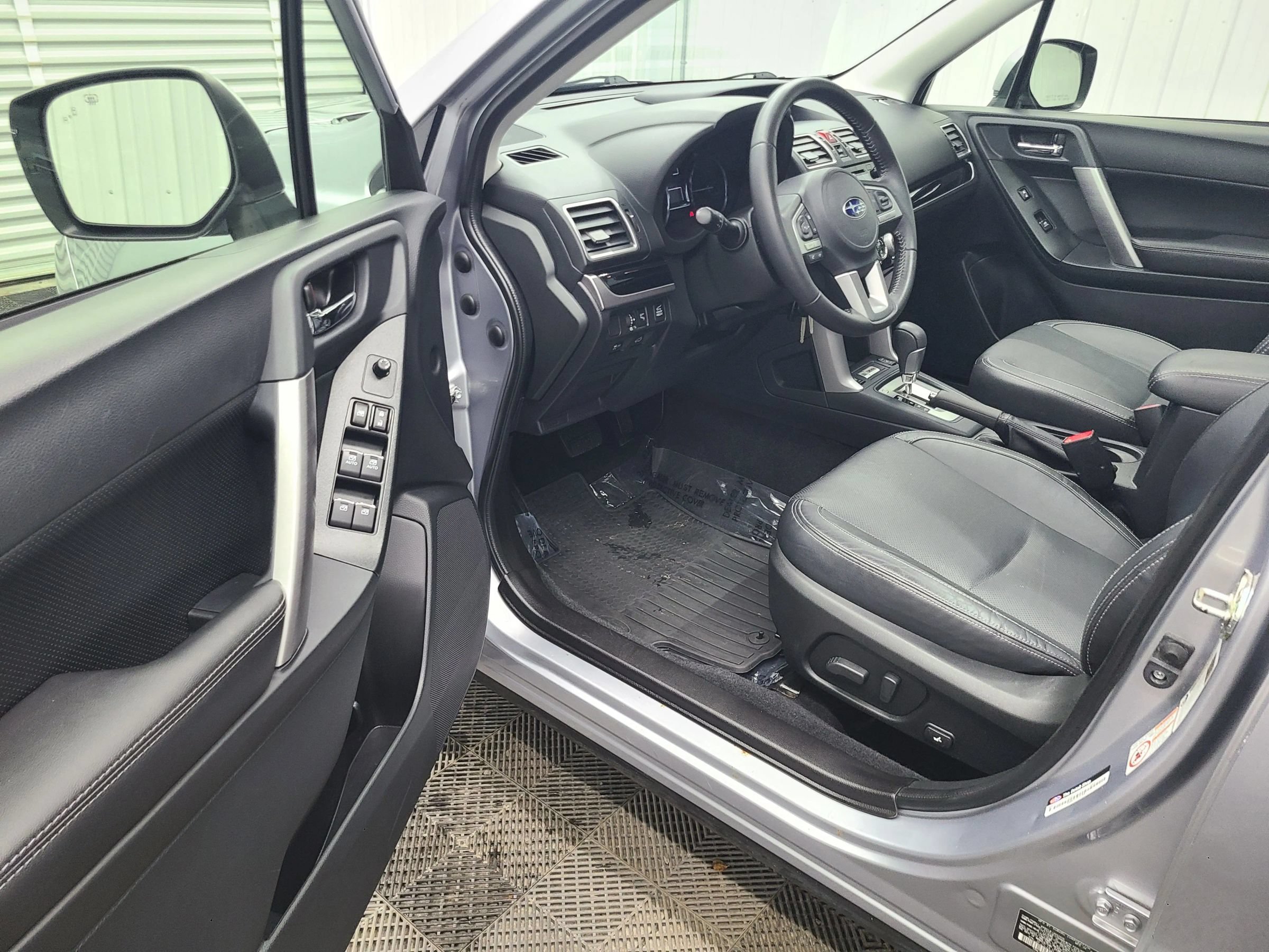 Used 2017 Subaru Forester 2.5i Limited AWD/4WD image 21