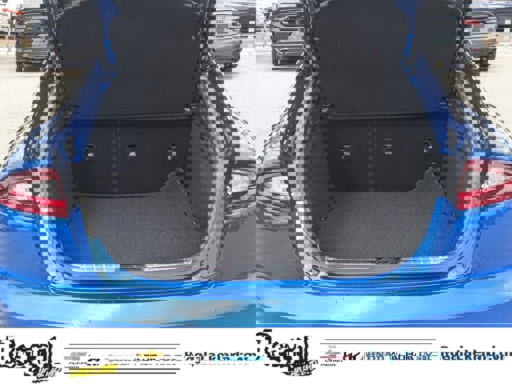 Used 2020 Kia Stinger GT2 image 8