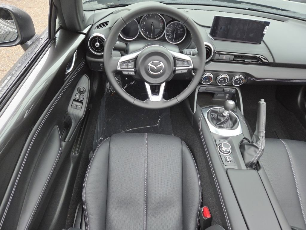New 2025 MAZDA MX-5 Miata Grand Touring w/ Appearance Package image 11
