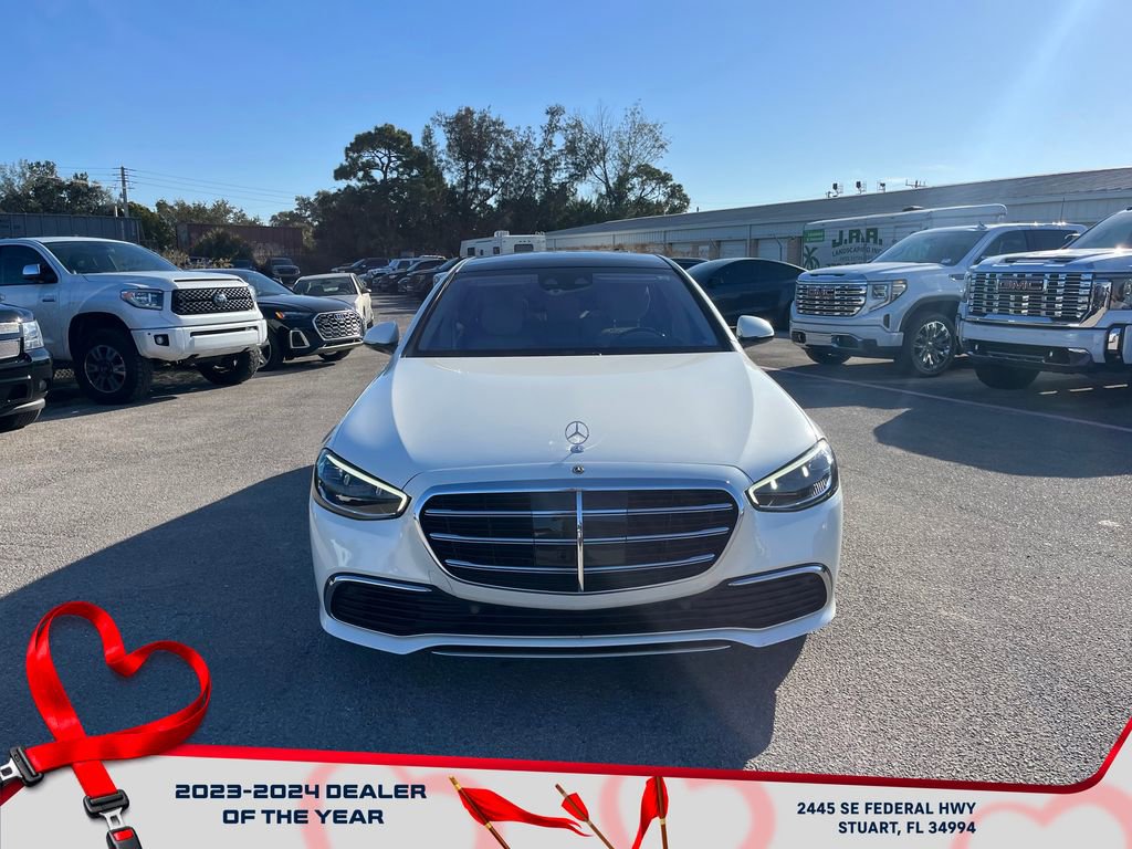 Used 2021 Mercedes-Benz S 580 4MATIC Sedan image 3