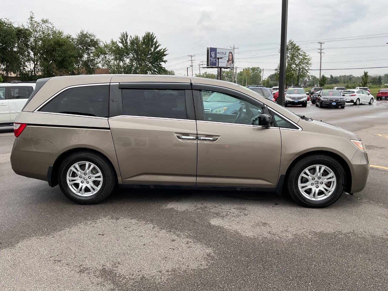Used 2012 Honda Odyssey EX-L image 9