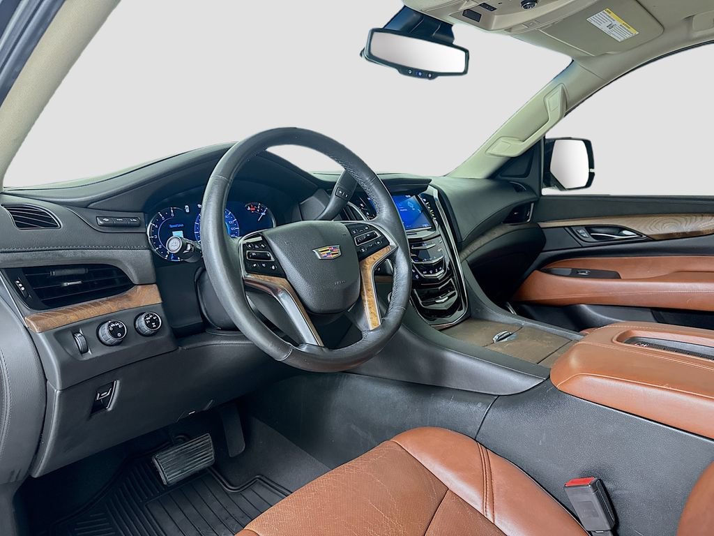 Used 2016 Cadillac Escalade Premium AWD/4WD image 10