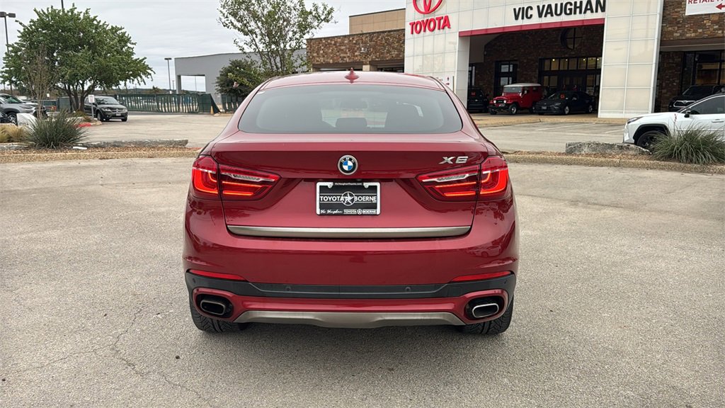 Used 2018 BMW X6 sDrive35i image 4