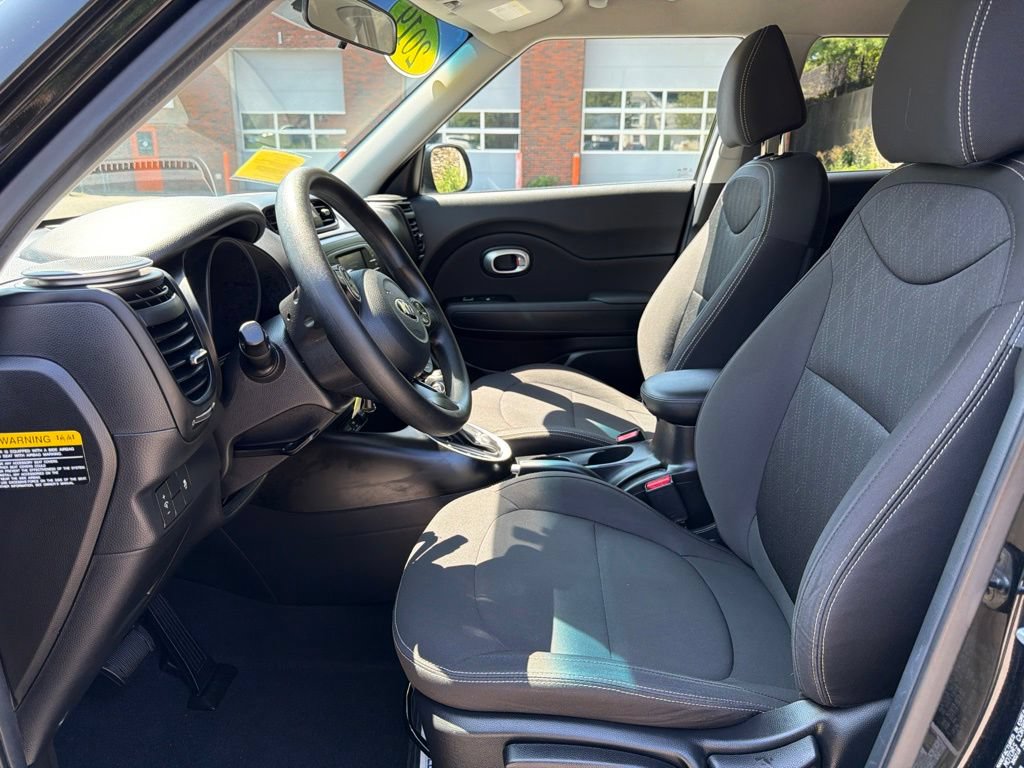 Used 2019 Kia Soul FWD image 14