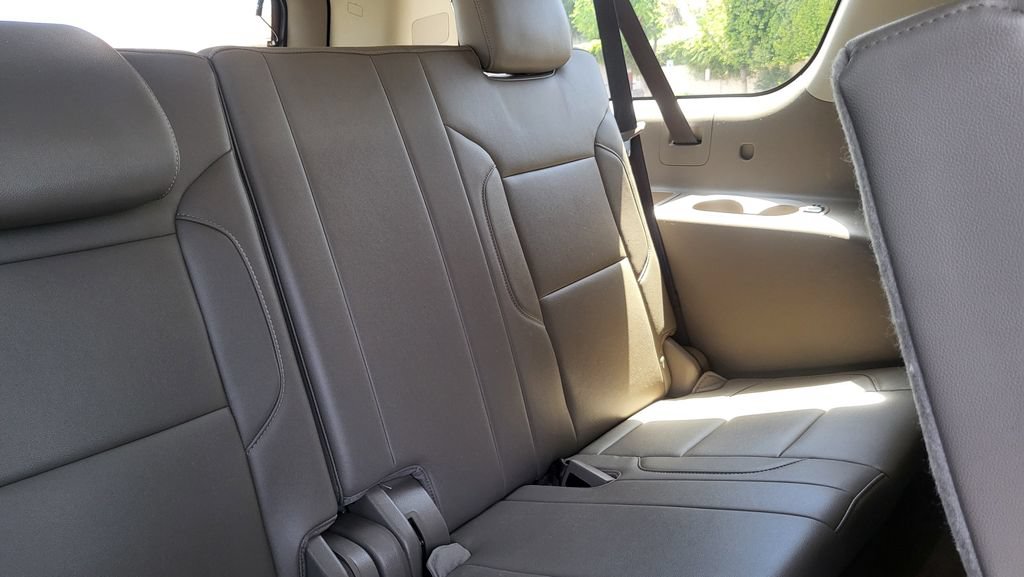 Used 2017 Chevrolet Suburban LT RWD image 27