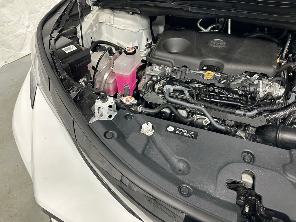 Used 2025 Toyota Sienna XSE image 72