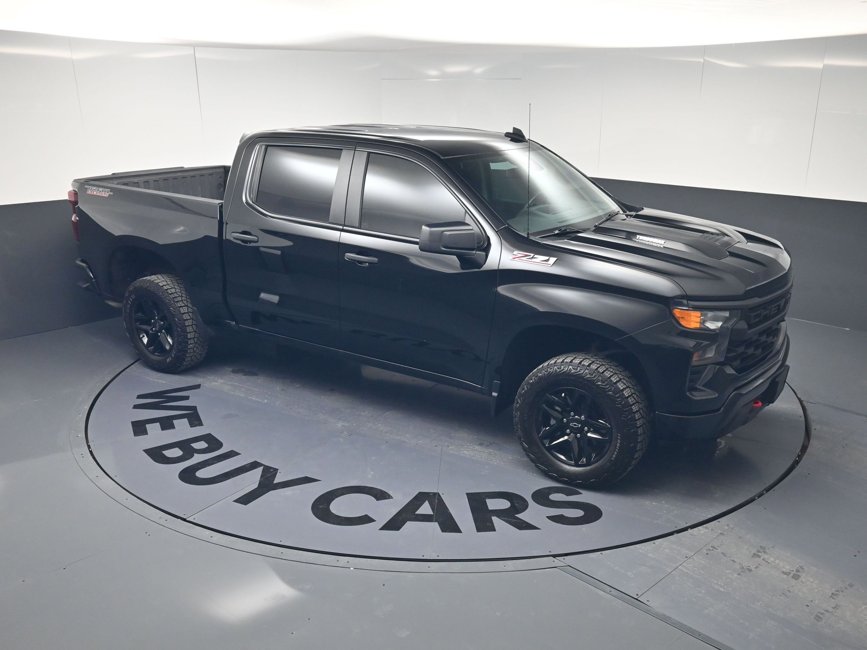 Certified 2025 Chevrolet Silverado 1500 Custom Trail Boss image 32