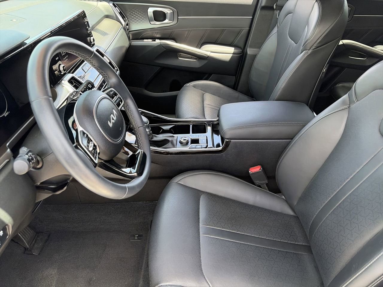 Used 2023 Kia Sorento SX FWD image 18