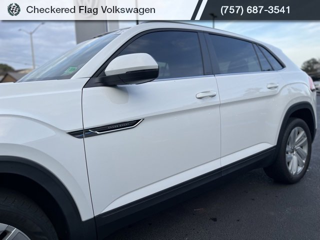 Used 2022 Volkswagen Atlas Cross Sport SE image 3