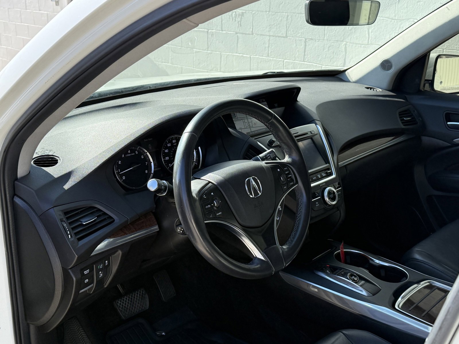 Used 2018 Acura MDX SH-AWD w/ Technology Package image 16
