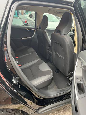 Used 2011 Volvo XC60 3.2 R-Design FWD image 14
