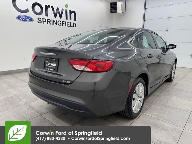 Used 2016 Chrysler 200 LX image 8