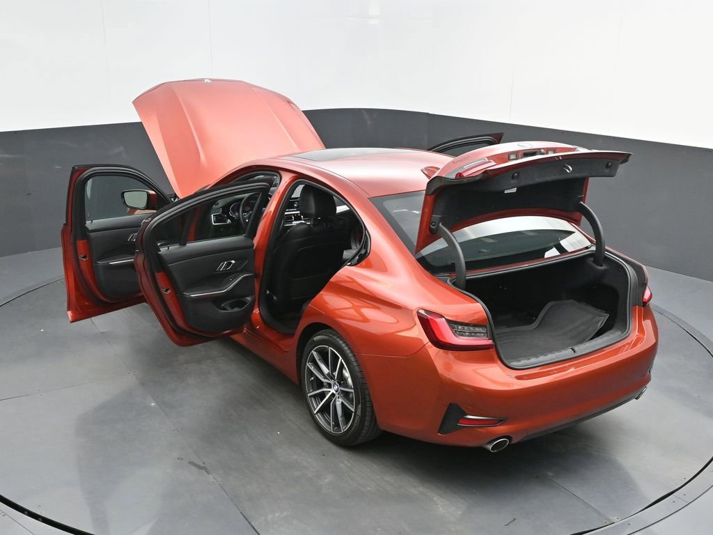 Used 2022 BMW 330i Sedan w/ Premium Package image 54