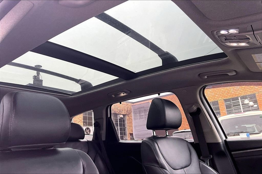 Used 2020 Hyundai Santa Fe SEL w/ Cargo Package image 20