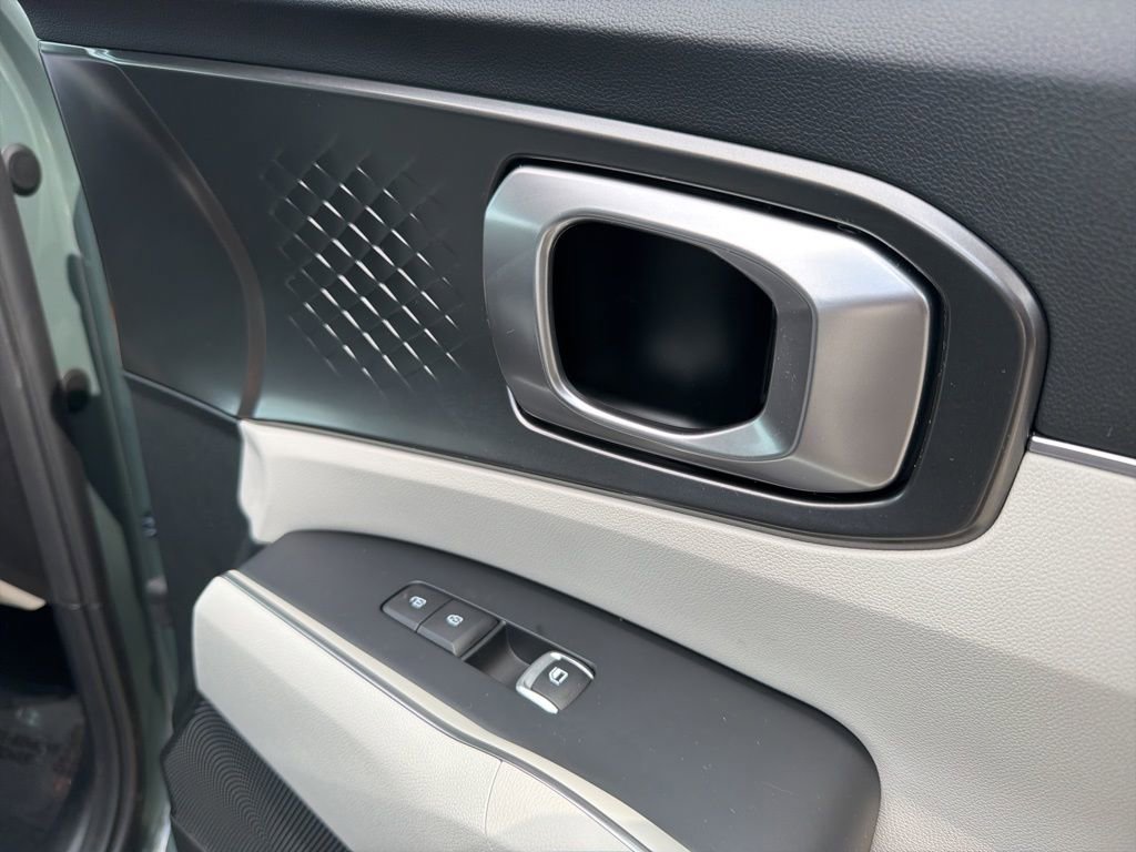 Certified 2025 Kia Sorento EX image 33