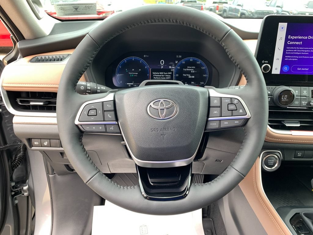 Used 2026 Toyota Grand Highlander AWD image 27