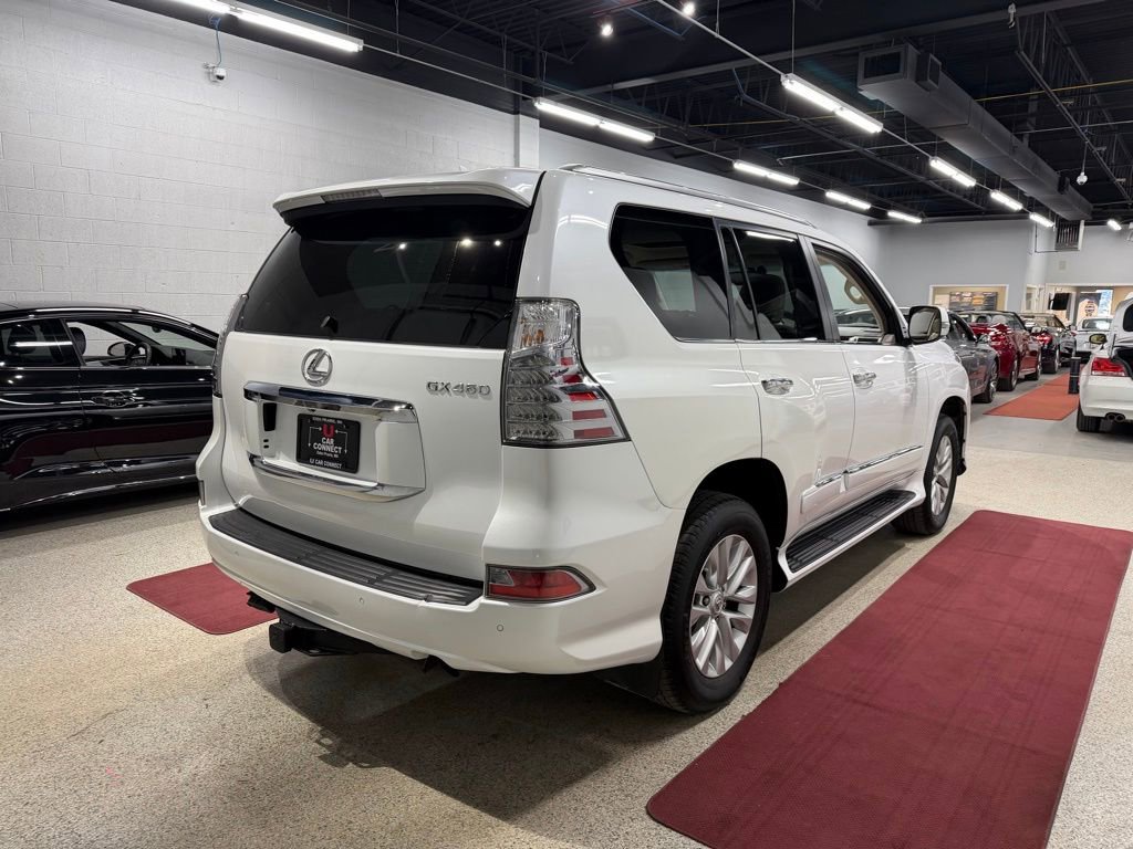 Used 2015 Lexus GX 460 w/ Premium Package image 12
