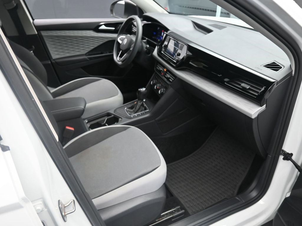 Used 2022 Volkswagen Taos S image 28