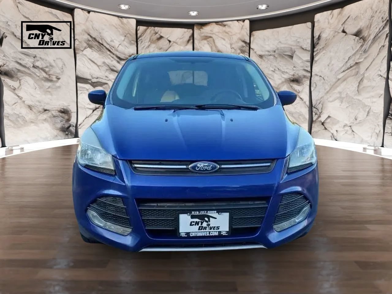 Used 2016 Ford Escape SE FWD image 2