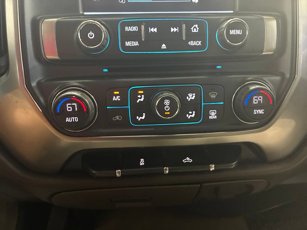 Used 2018 Chevrolet Silverado 1500 LT w/ All Star Edition AWD/4WD image 24