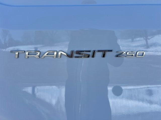 Used 2025 Ford Transit 250 148 Medium Roof image 38