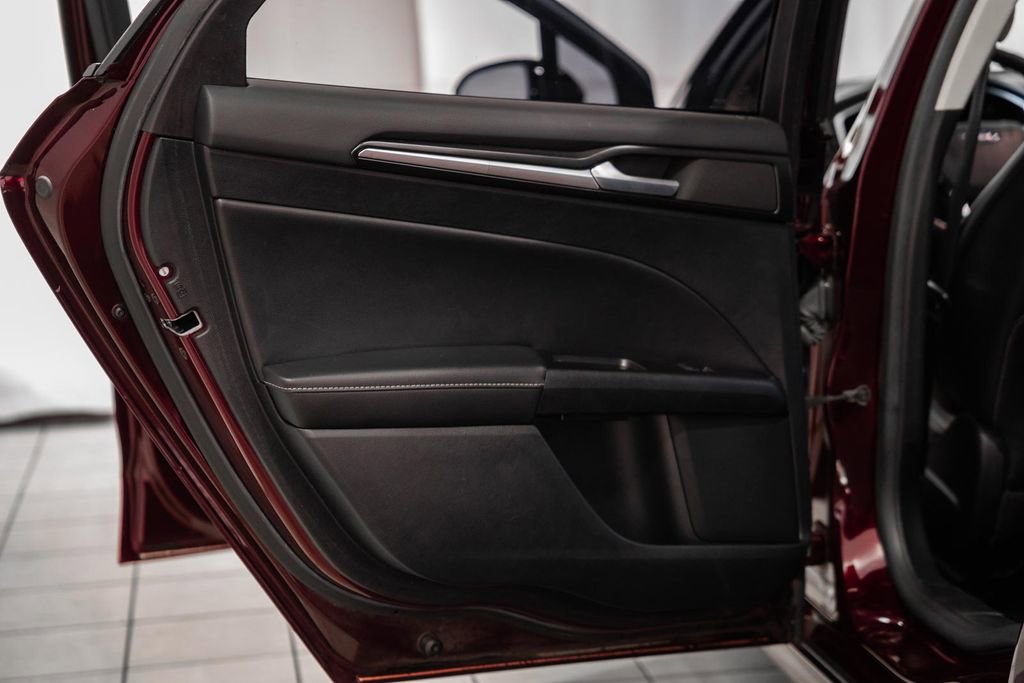 Used 2017 Ford Fusion Titanium image 36