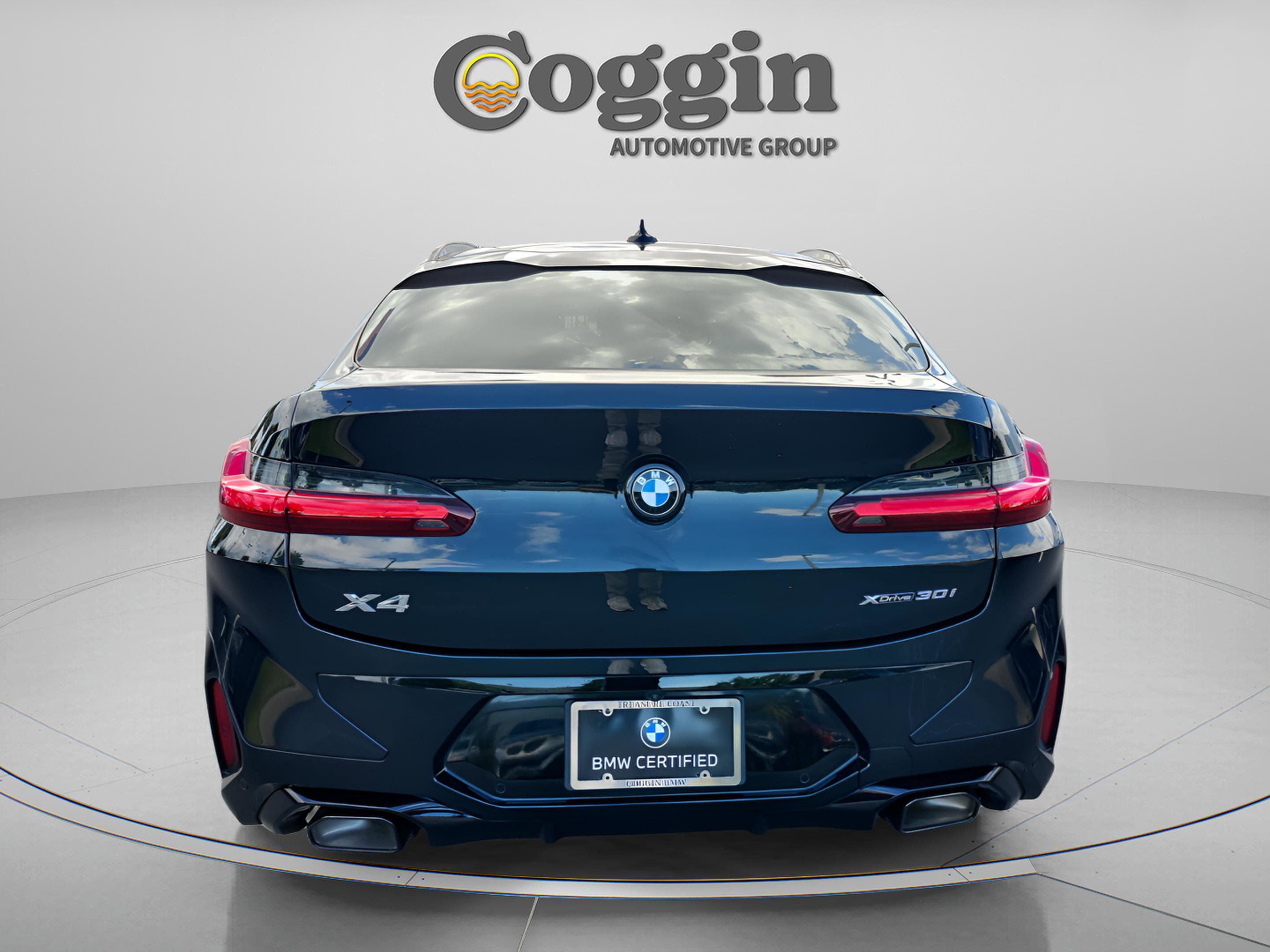 Certified 2025 BMW X4 xDrive30i w/ Premium Package image 5