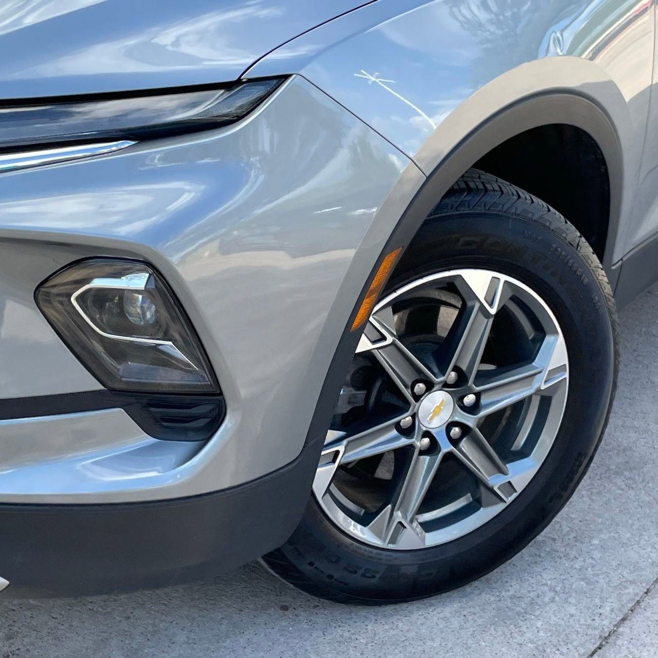 Used 2024 Chevrolet Blazer LT w/ Convenience Package FWD image 8