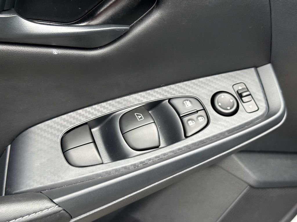 Certified 2025 Nissan Sentra S FWD image 17