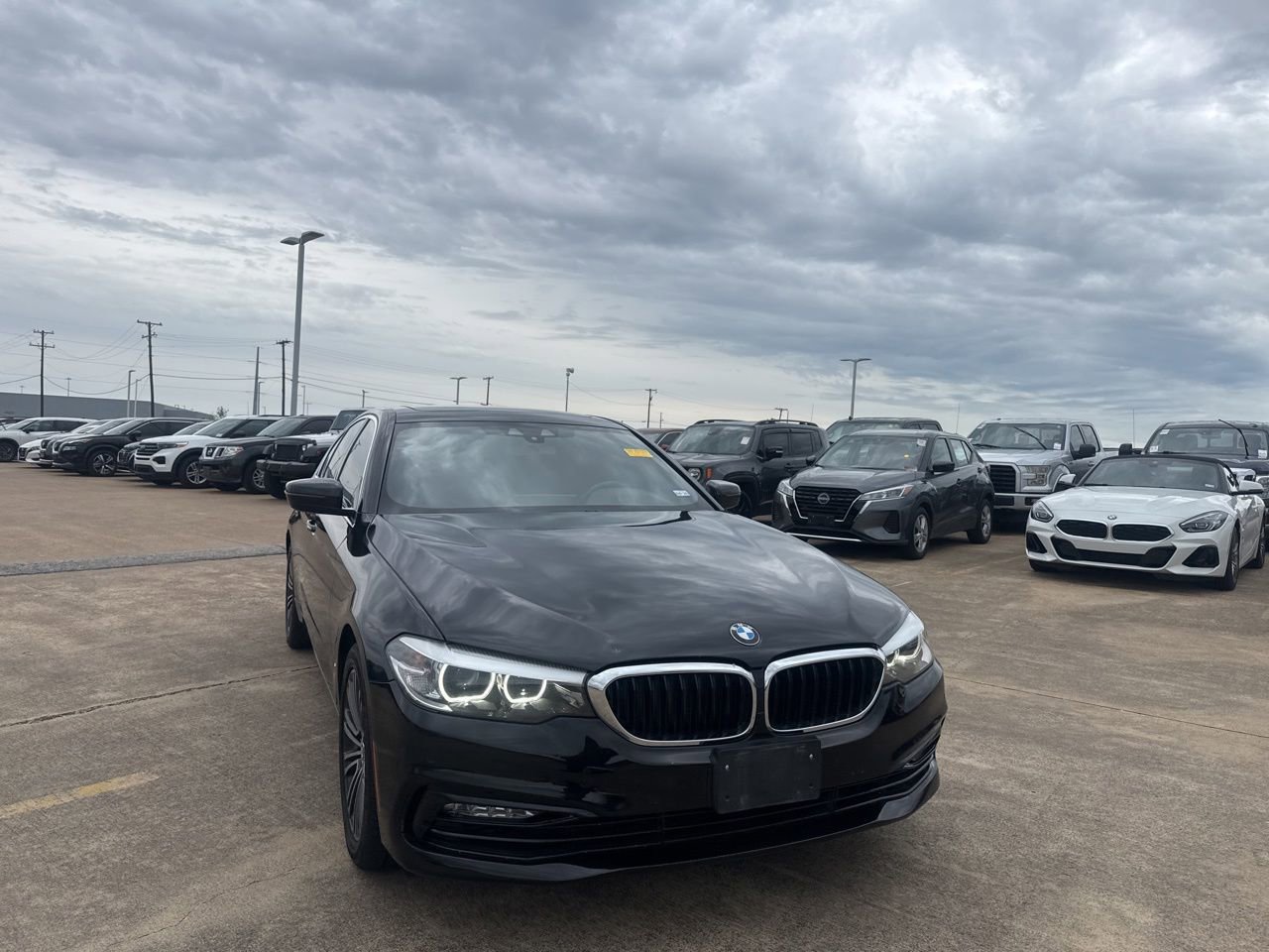 Used 2018 BMW 530i xDrive AWD/4WD image 3