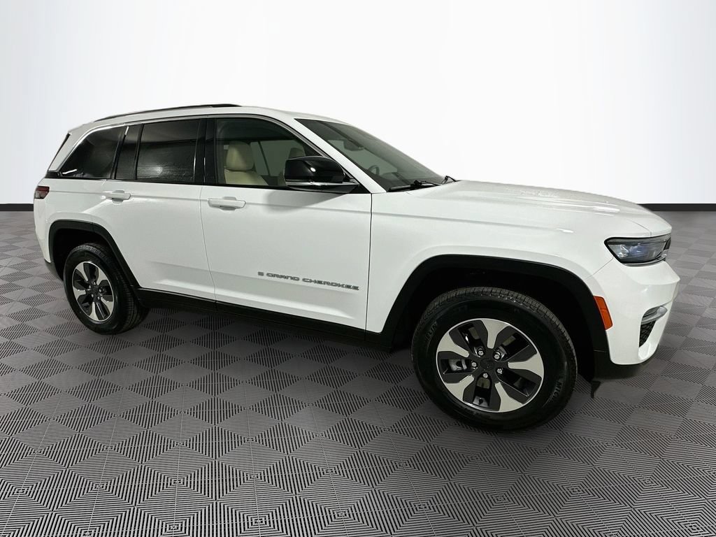 Used 2022 Jeep Grand Cherokee Limited 4xe AWD/4WD image 8