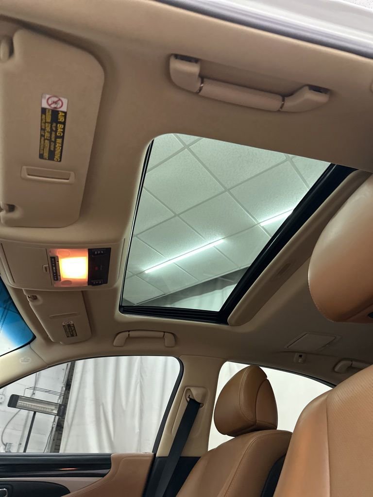 Used 2014 Lexus LS 460 AWD w/ Comfort Package image 23