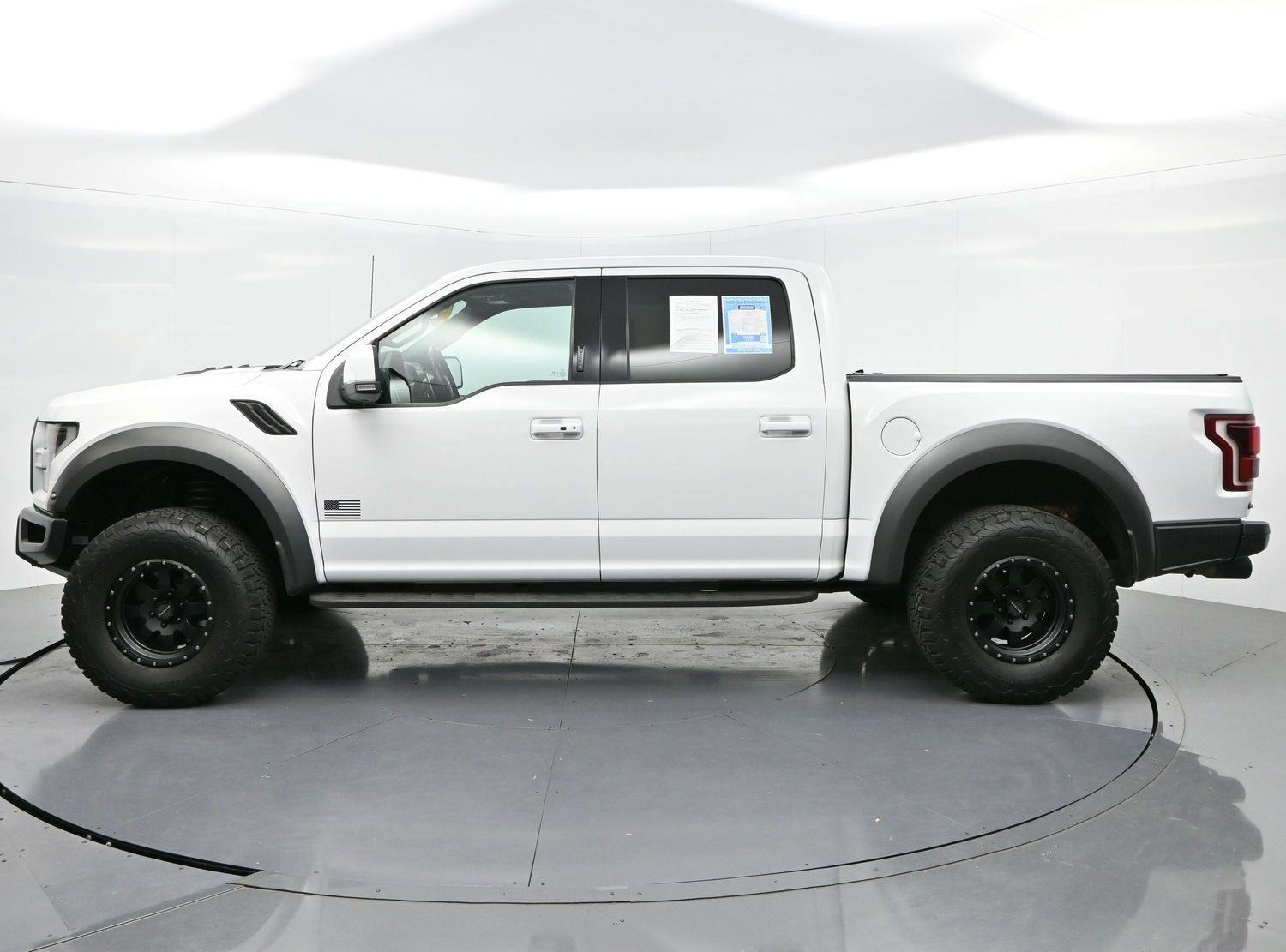 Used 2020 Ford F150 Raptor w/ Equipment Group 802A Luxury AWD/4WD image 4
