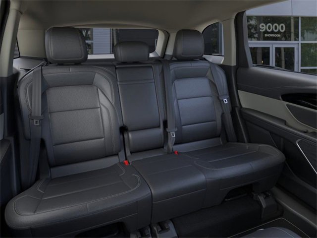 New 2025 Lincoln Nautilus Premier image 11
