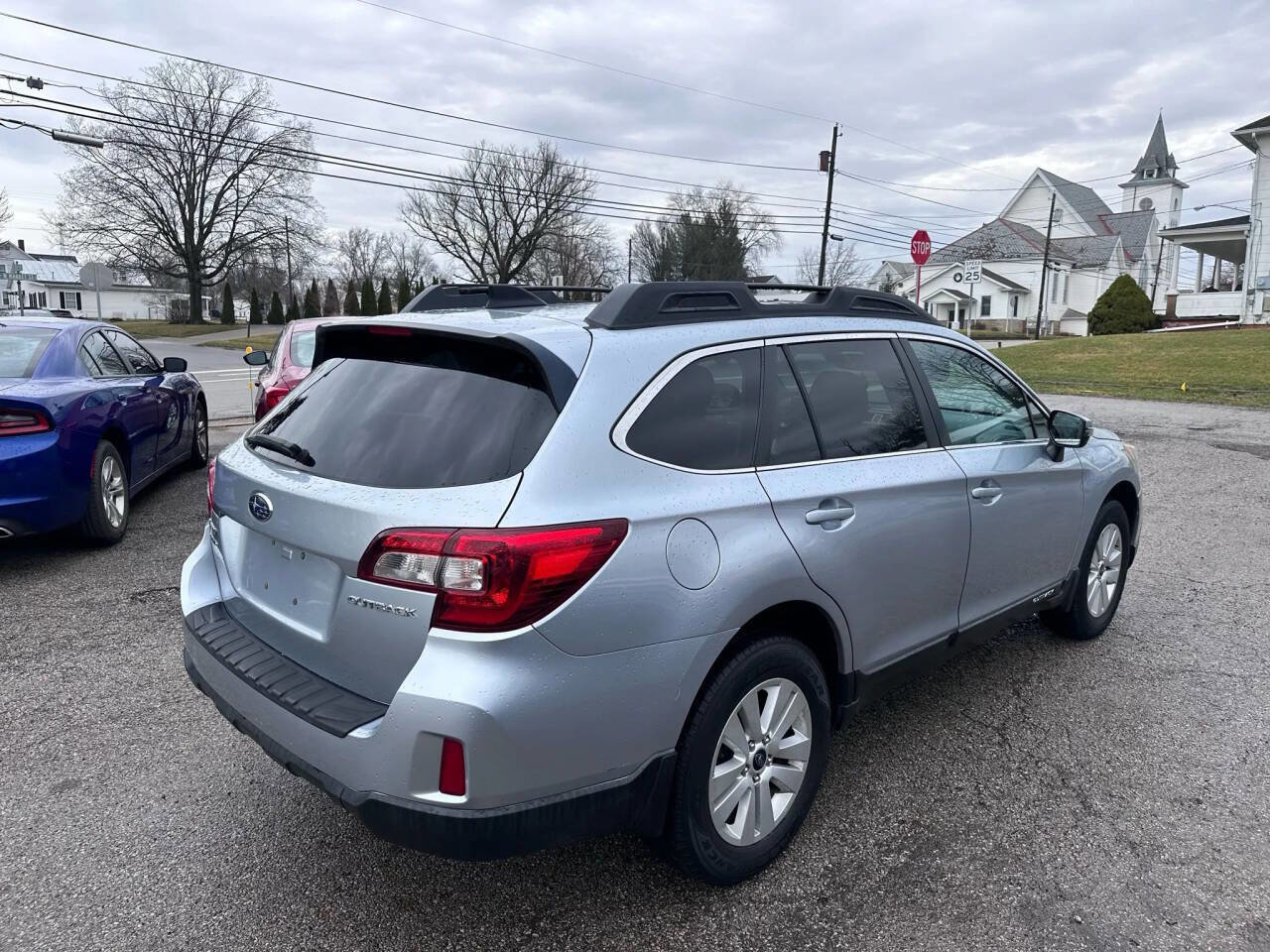 Used 2016 Subaru Outback 2.5i Premium image 6