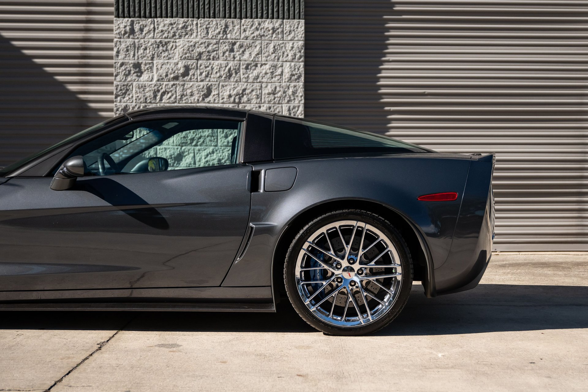 Used 2009 Chevrolet Corvette ZR1 w/ Preferred Equipment Group image 17