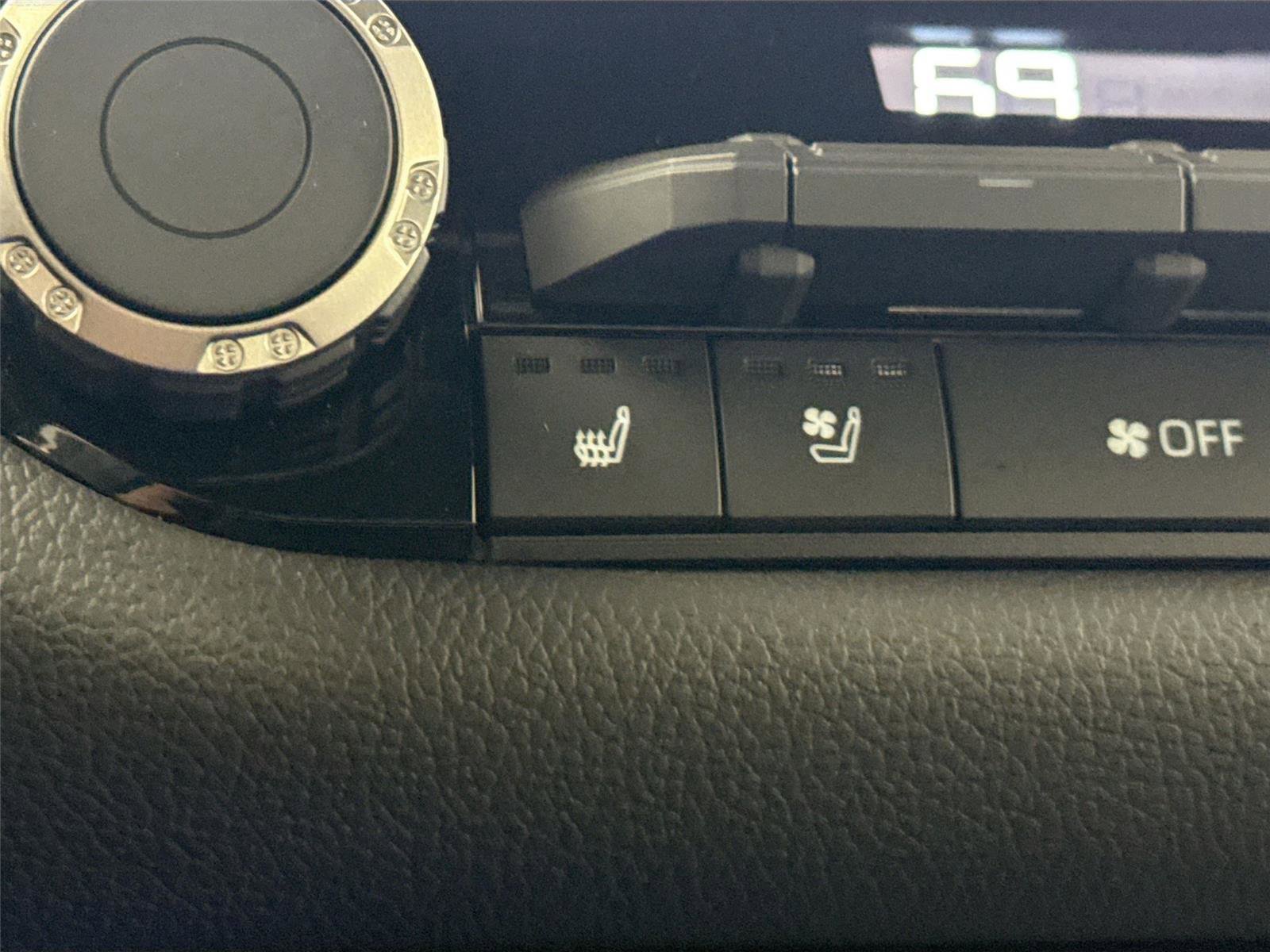 Certified 2026 Toyota Tundra Limited image 30