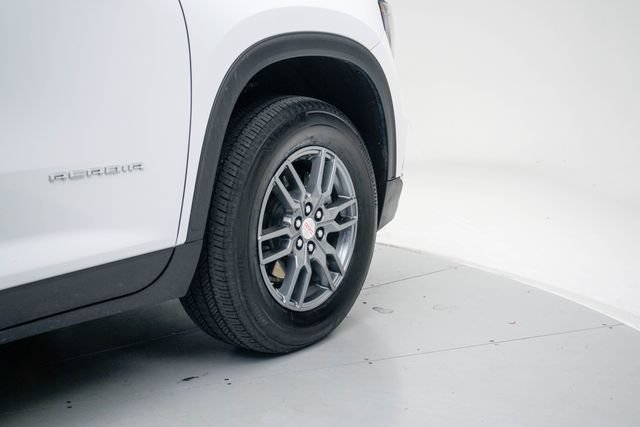 Used 2025 GMC Acadia Elevation FWD image 22
