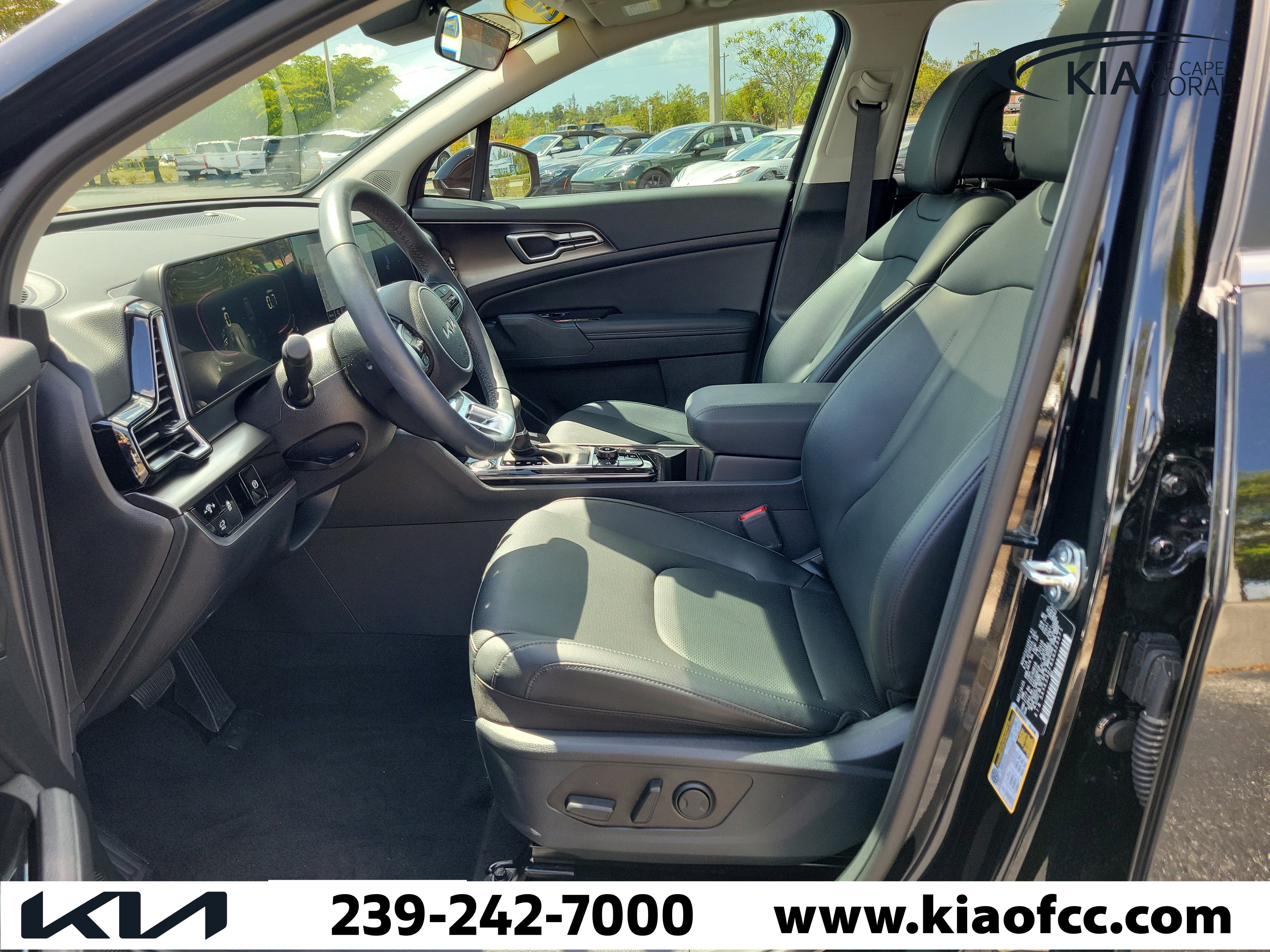 Certified 2025 Kia Sportage EX w/ Premium Package image 20