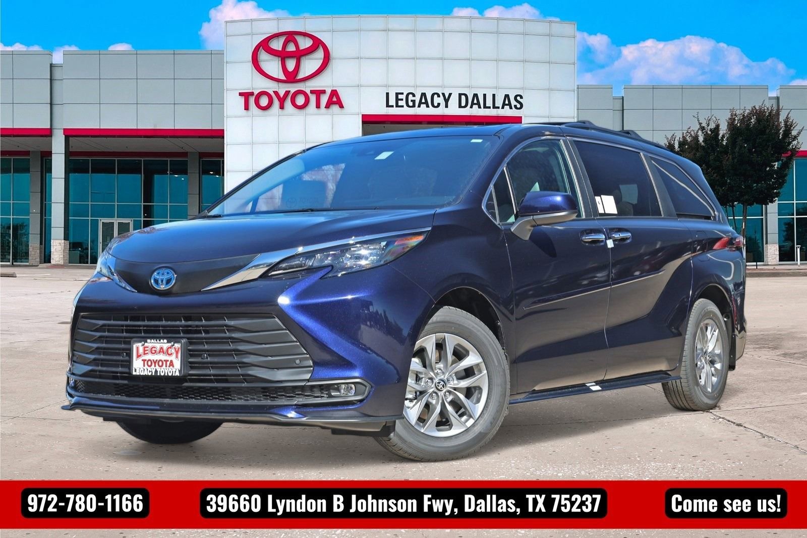 New 2026 Toyota Sienna XLE