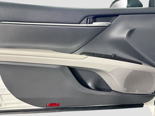 Certified 2023 Toyota Camry SE w/ Convenience Package image 12