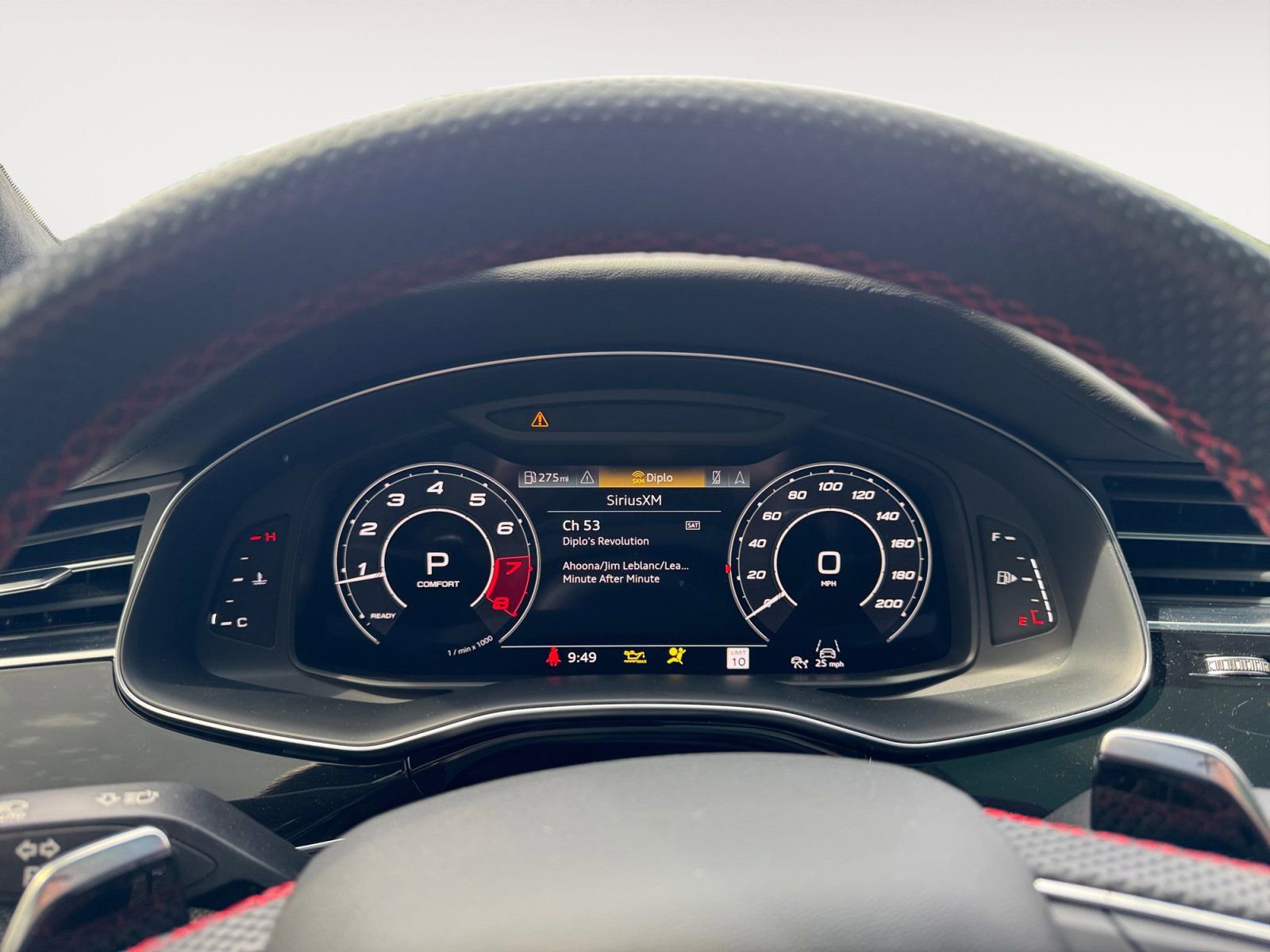 Used 2022 Audi RS Q8 AWD/4WD image 23
