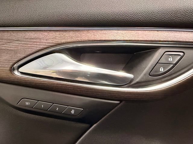 Used 2023 Buick Envision Avenir AWD/4WD image 21