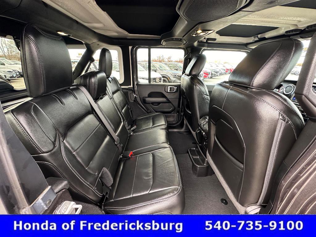 Used 2020 Jeep Wrangler Unlimited Sahara image 43
