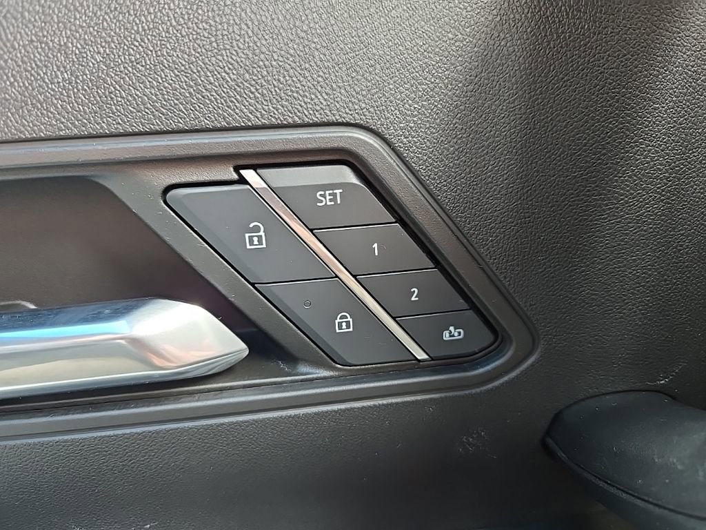 Used 2024 GMC Hummer EV 3X w/ Omega Edition image 24