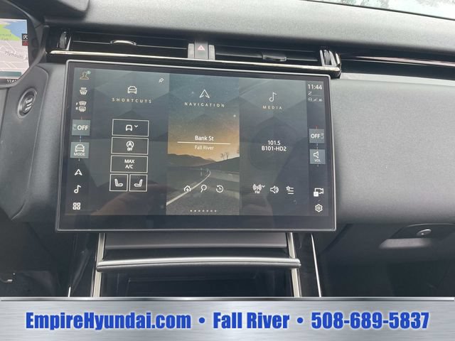 Used 2025 Land Rover Range Rover Velar Dynamic SE AWD/4WD image 23